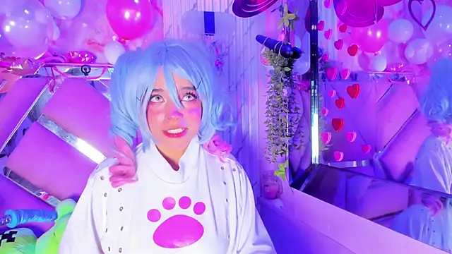 Akane_Hikari_ Adlı Modelin Canlı XXX Sohbeti