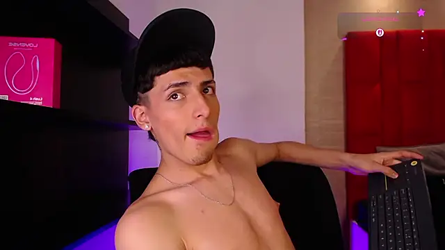 MateoMitchell 网络视讯表演