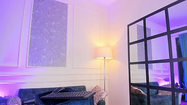 Chatroom XXX en direct de Adrian_Volt