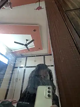 Mahi_Sharma0 Adlı Modelin Canlı XXX Sohbeti