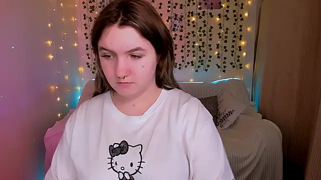 lovelyy_julia: απευθείας συνομιλία ΧΧΧ