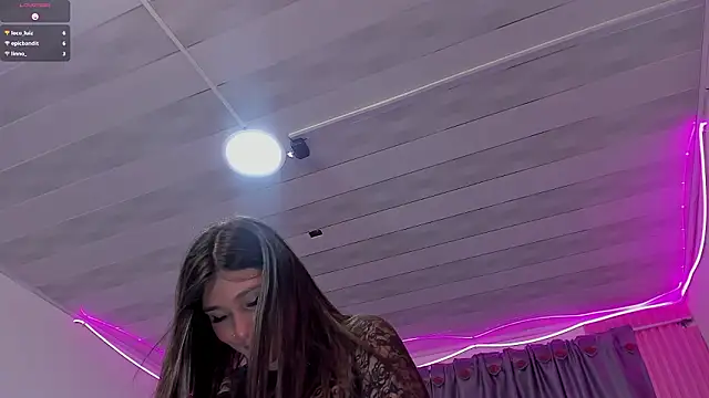 AngieG02_: онлайн-секс-чат