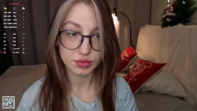 NicolaHulse: онлайн-секс-чат