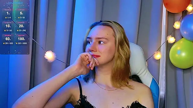 Chatroom XXX en direct de Ramona___