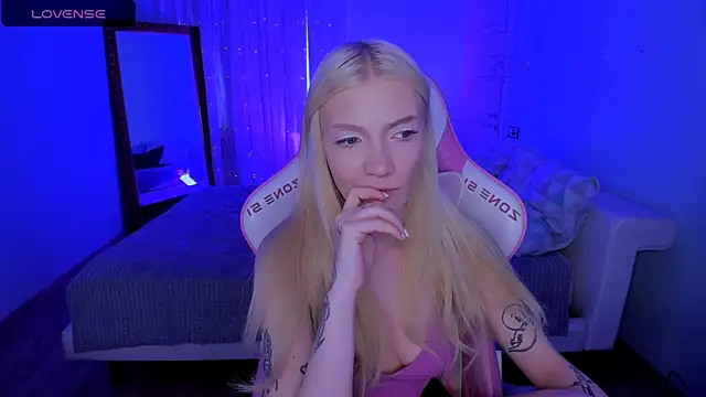 AnyaTaylor_ Adlı Modelin Canlı XXX Sohbeti