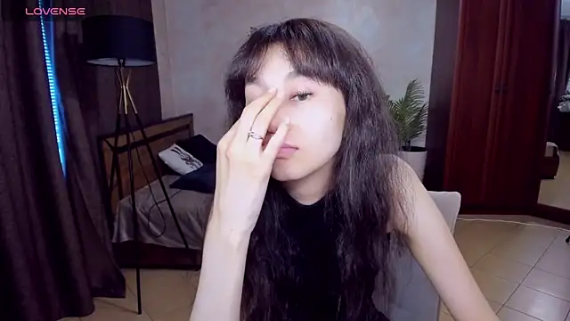 SheilaRare élő XXX-chatje