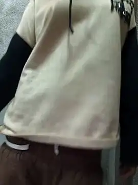 Chat +18 de kitty_113 ao vivo