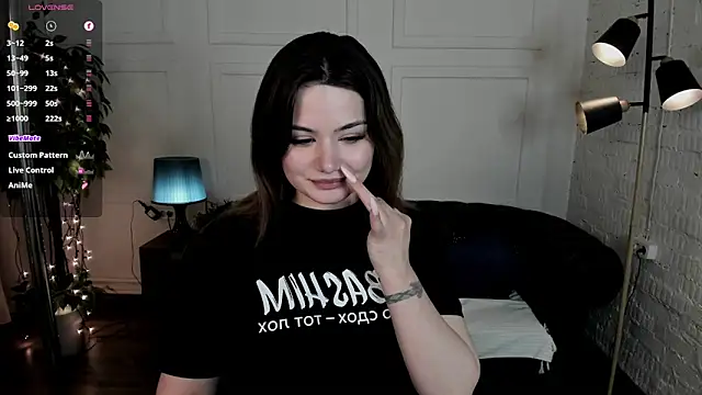 Chatroom XXX en direct de Dark_Moni