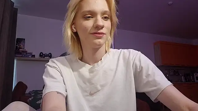 AuraNevera élő XXX-chatje