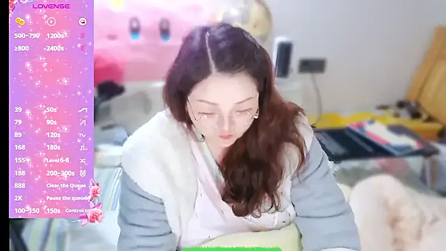 Chat +18 de AngelwithEcup ao vivo