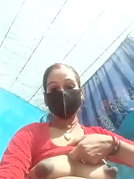 Nandani-758 live XXX chat