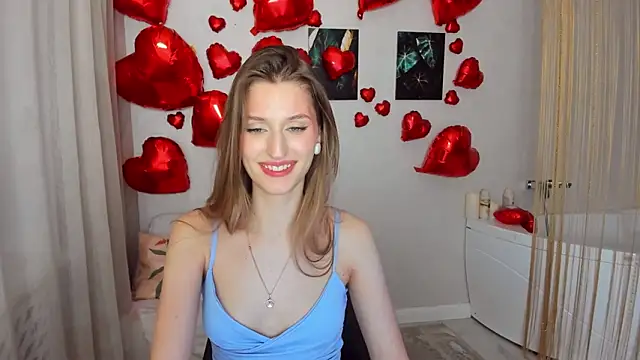 Chat +18 de NaturalBeaty ao vivo