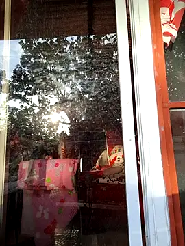 sweetieme's Webcam Show