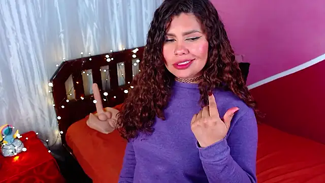 Queenamazon1's Live XXX Chat