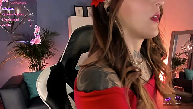 Czat XXX na żywo – Megan_inked