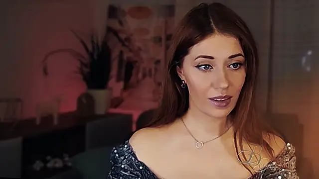 MissBeverlyMills' Webcam Show