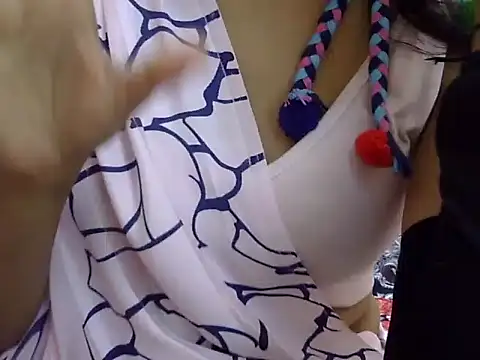 janu-janvi's Live XXX Chat