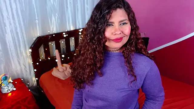 Queenamazon1 Live XXX-Chat