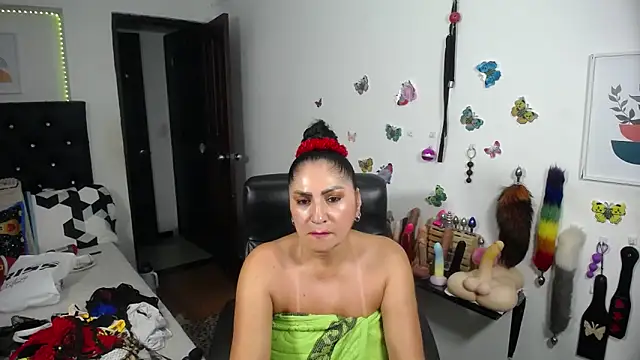 mature_bigboobs10's Live XXX Chat