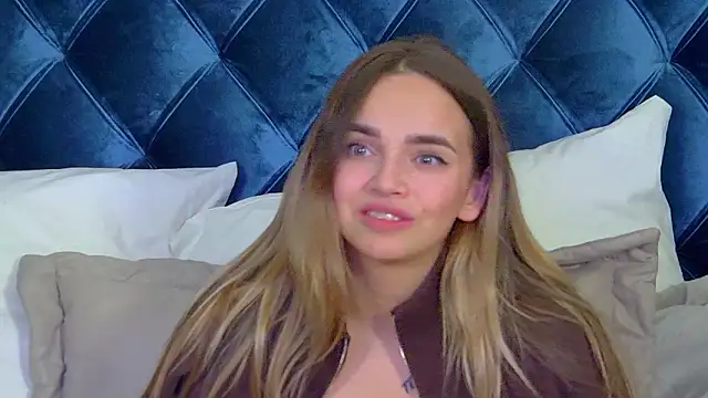 AnitaVenture live XXX chat