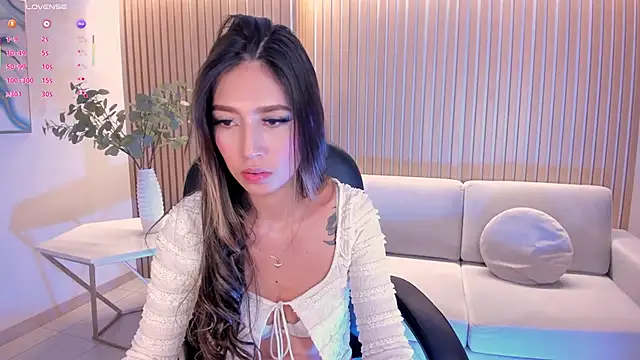 TaraLawrence Live XXX-chat