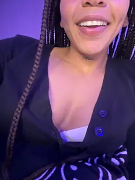 Charly_ élő XXX-chatje