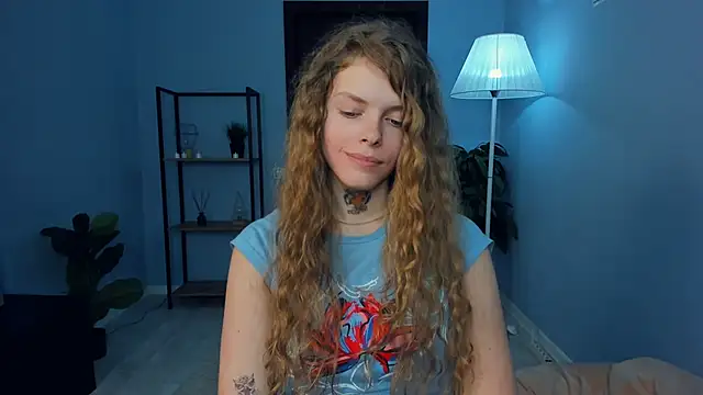 RayaNenlia Chat XXX in diretta