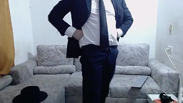 Victor_Maitland Chat XXX live