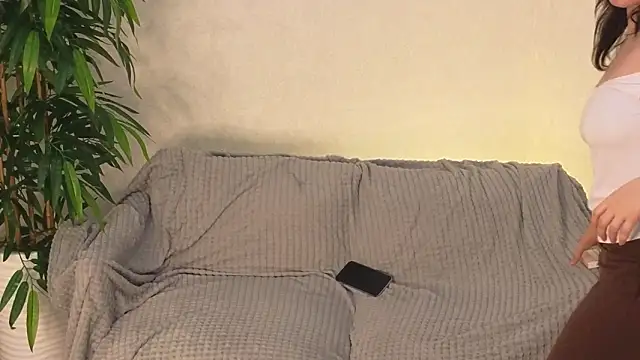 VioletMyersss' Live XXX Chat