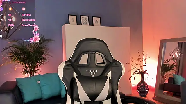 Megan_inked Chat XXX in diretta