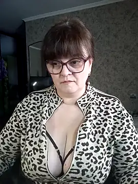 Živý XXX chat BrandiOhNight