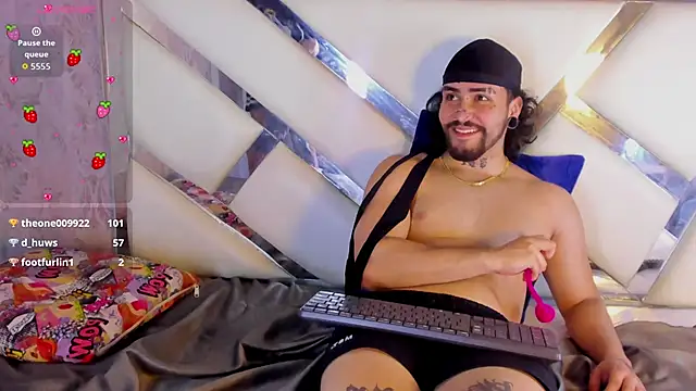 Benny_and_Mark Chat XXX in diretta