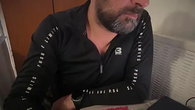 TARKAN1 Live XXX-chat