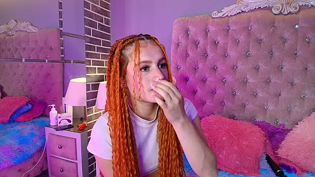 AdelaineBest's Live XXX Chat