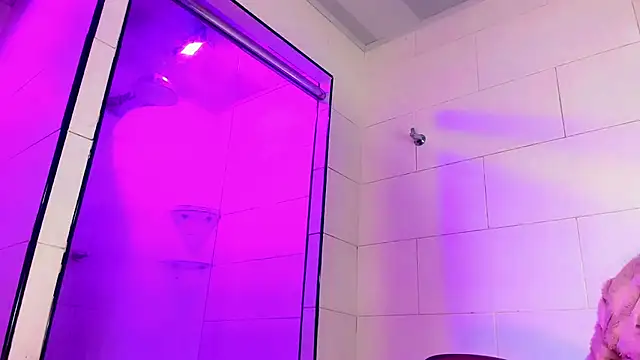 Chat +18 de Nikita_Gers ao vivo