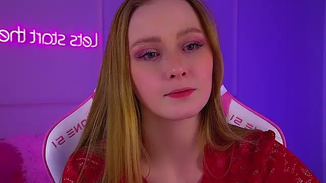 AgataFoxley's Live XXX Chat