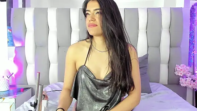 IsaDiiaz: онлайн-секс-чат