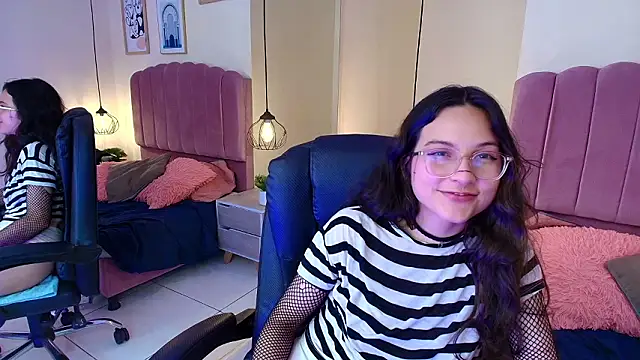Chat +18 de Hanabie_ ao vivo