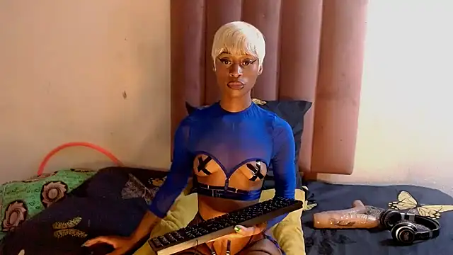 แชท XXX สดของ Nikistickyxx25