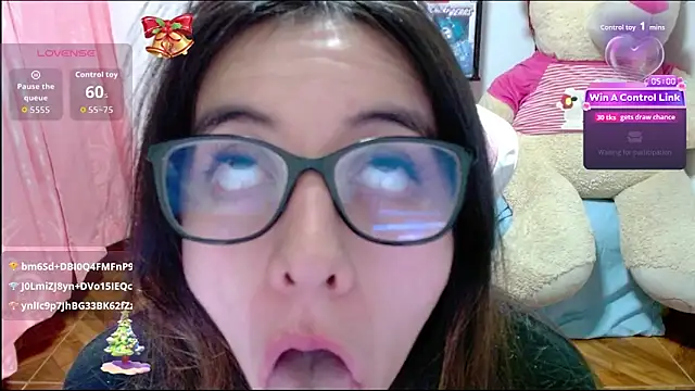 XXX chat uživo modela Maggie_Fox3