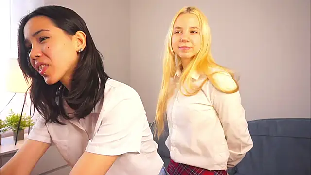 BuffyArdalyのライブXXXチャット