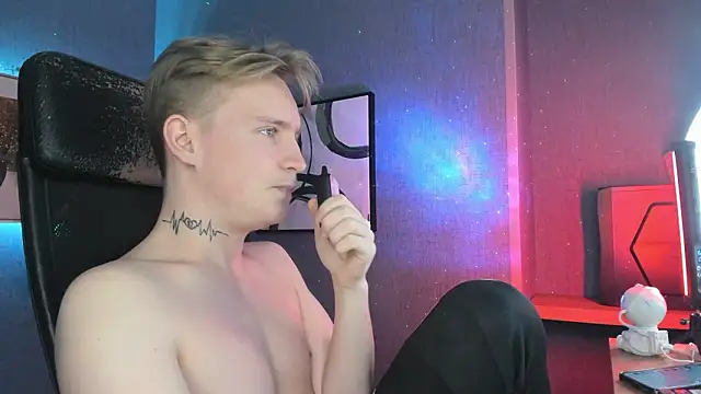 AlexxSweet's Live XXX Chat