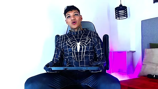 Rick_Wade élő XXX-chatje