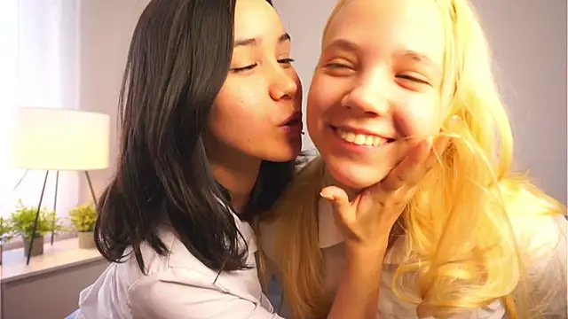 BuffyArdaly élő XXX-chatje