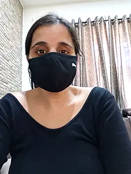 Chatroom XXX en direct de tinaarora