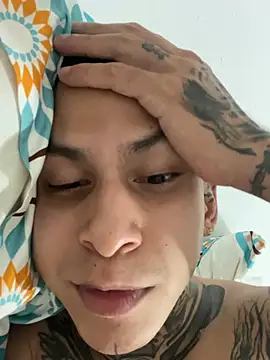 Andrew_sanders68 Adlı Modelin Canlı XXX Sohbeti