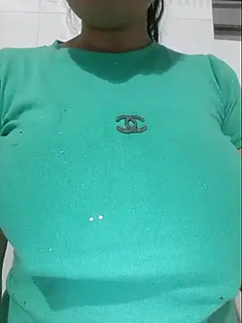 دردشة Shine_Mai الجنسية المباشرة