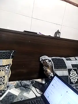 Вебкам-шоу meenu_bhabhi547