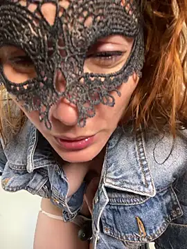 Miacarry Live XXX Chat