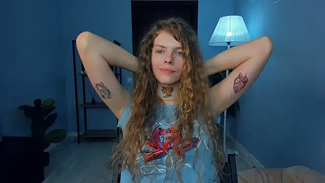 RayaNenlia Live XXX Chat